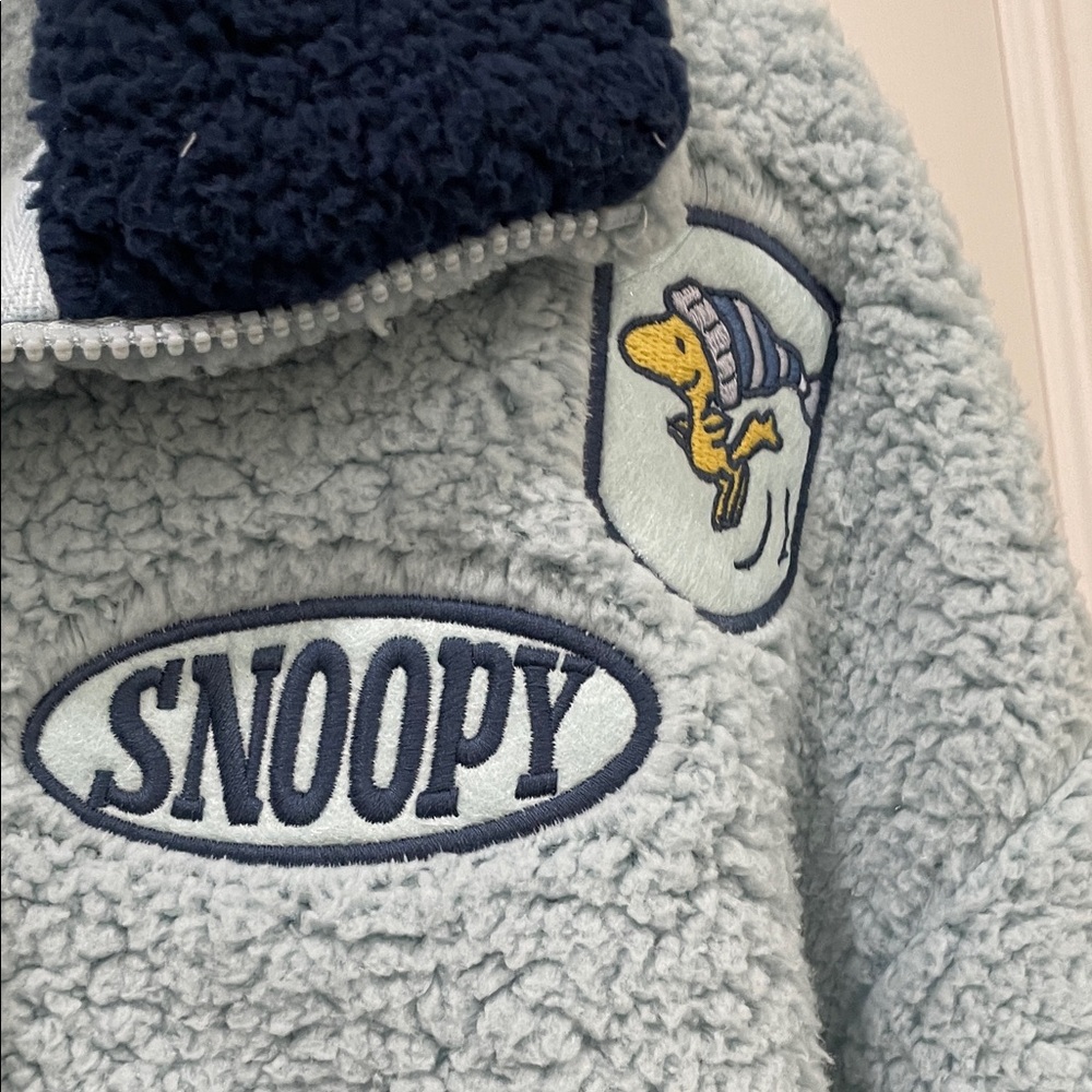 Snoopy Light Blue  Sherpa Pullover - Stay Cool - Picture 9 of 13